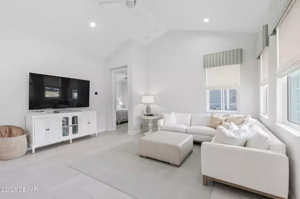 Daytona Beach, FL 32124,148 Gypsy Palace LN