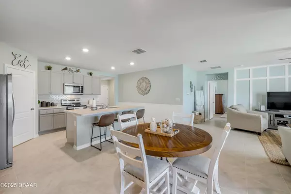 New Smyrna Beach, FL 32168,2733 Neverland DR