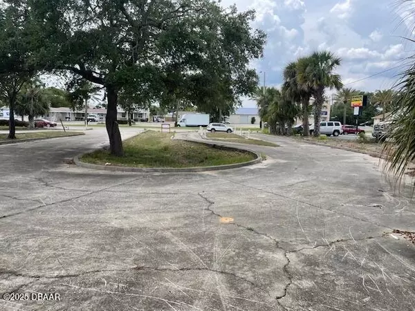 Holly Hill, FL 32117,223 Ridgewood AVE