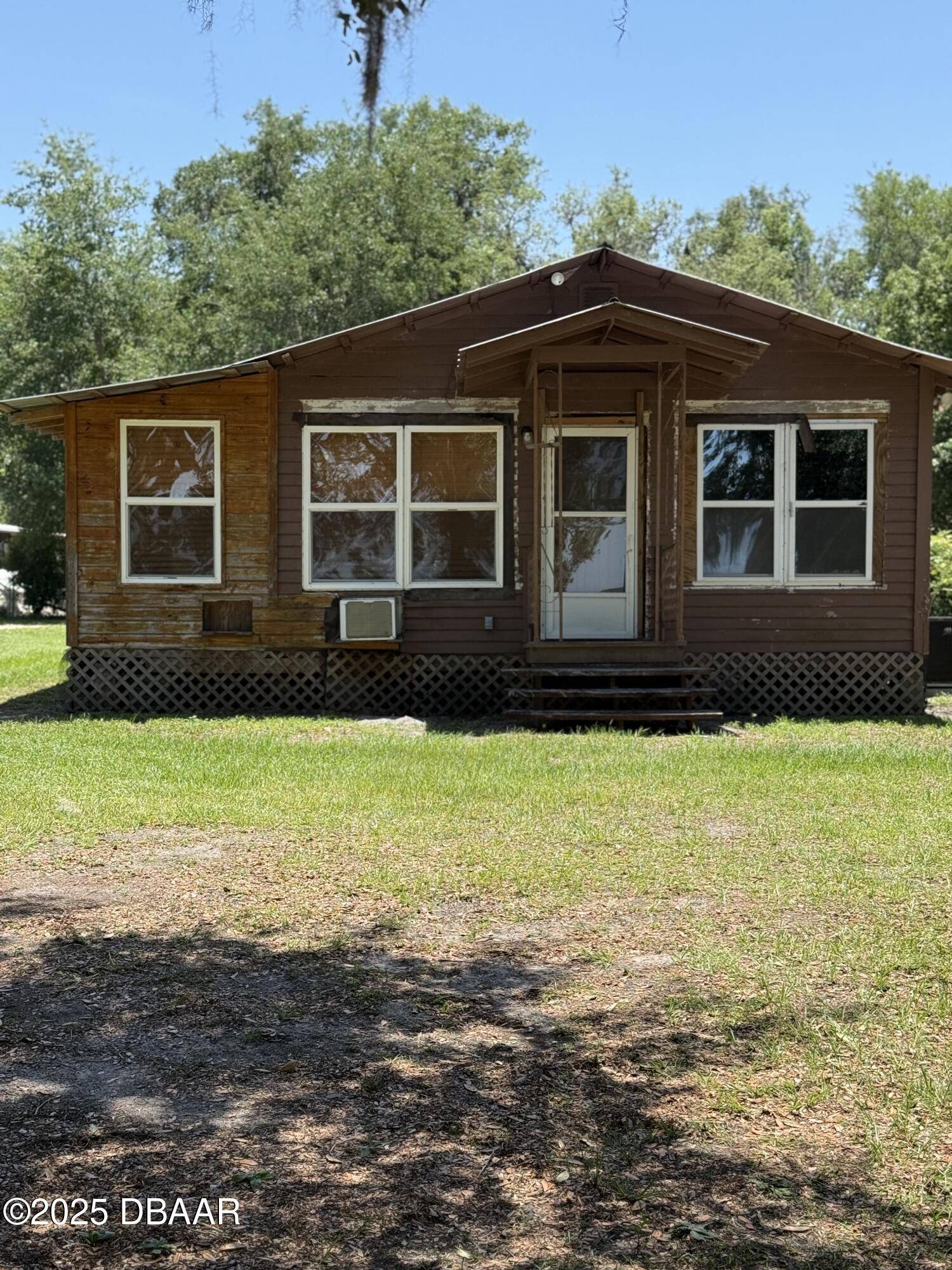 Salt Springs, FL 32134,25135 133rd LN