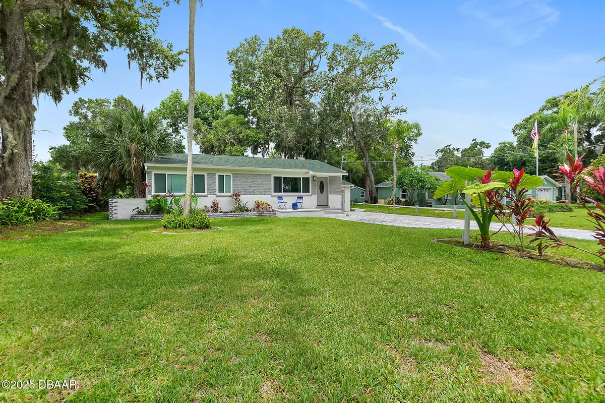 New Smyrna Beach, FL 32168,812 Faulkner ST