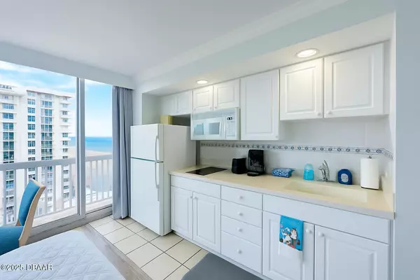 Daytona Beach, FL 32118,2700 Atlantic AVE #1014