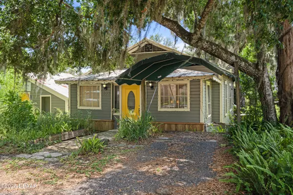 Welaka, FL 32193,603 Front ST