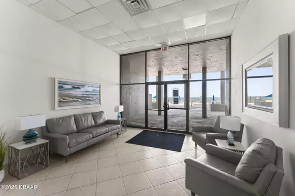 Daytona Beach, FL 32118,2987 Atlantic AVE #303