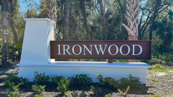 Daytona Beach, FL 32124,1052 Morfontaine ST