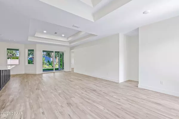 New Smyrna Beach, FL 32168,2894 Hardy AVE