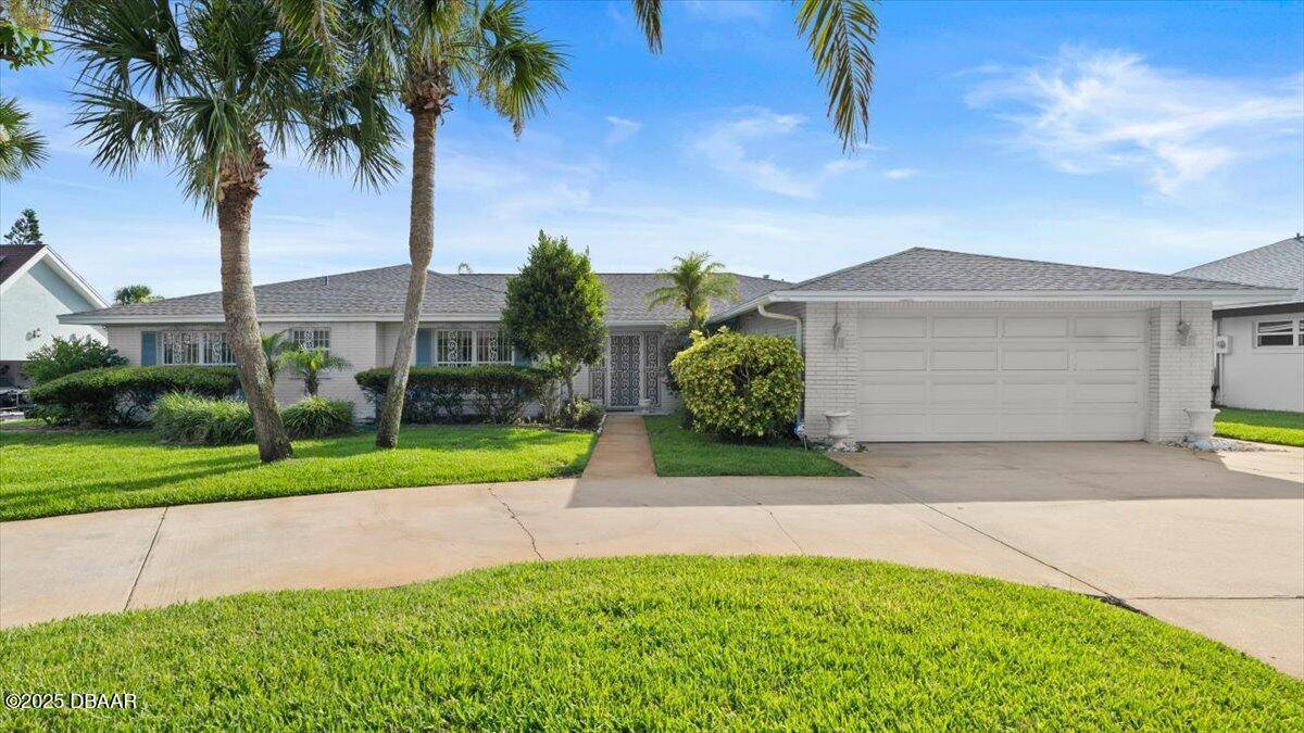 2922 Peninsula DR, Daytona Beach, FL 32118