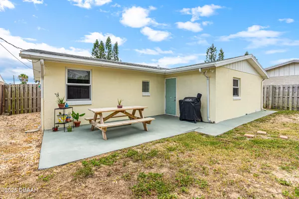 Ormond Beach, FL 32176,15 Hibiscus DR