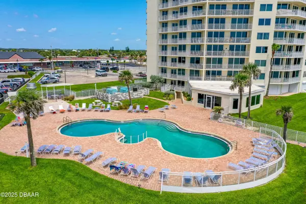 Daytona Beach Shores, FL 32118,2545 Atlantic AVE #0102