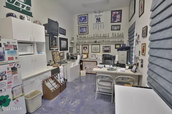 Port Orange, FL 32129,4643 Clyde Morris BLVD #304 & 305