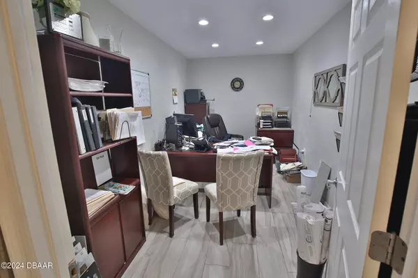 Port Orange, FL 32129,4643 Clyde Morris BLVD #304 & 305