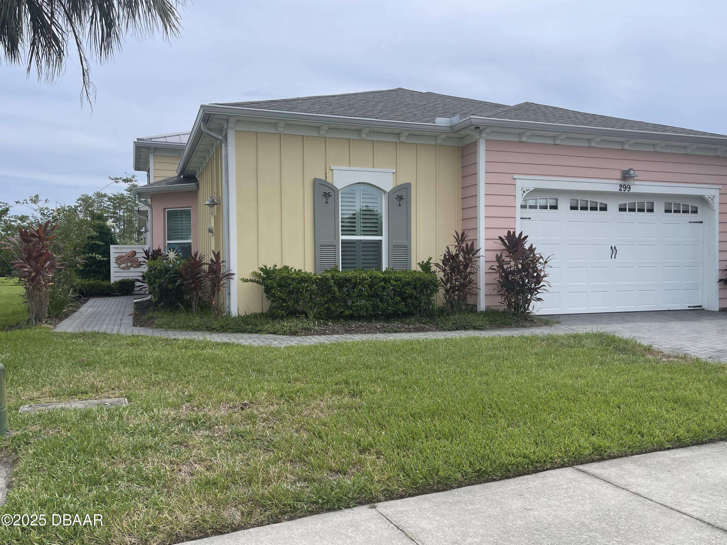 299 Island Breeze AVE, Daytona Beach, FL 32124