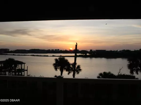 Palm Coast, FL 32137,223 Riverwalk DR