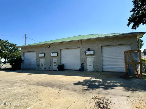 401 George W Engram BLVD, Daytona Beach, FL 32114