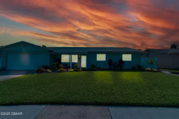 South Daytona, FL 32119,2917 Carriage DR