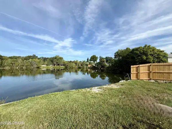 South Daytona, FL 32119,2010 Hickorywood DR
