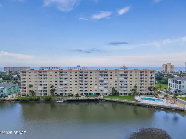Port Orange, FL 32127,3606 PENINSULA DR #301
