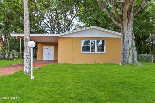 444 Caroline ST, Daytona Beach, FL 32114