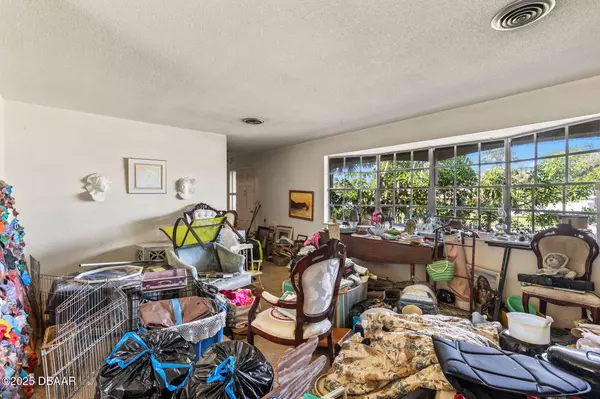 Ormond Beach, FL 32176,947 Halifax DR