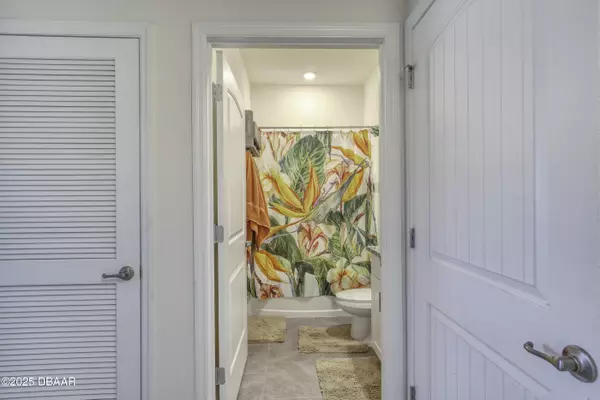 Ormond Beach, FL 32174,6 Fox Lair CT