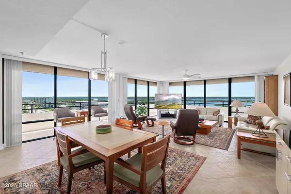 Daytona Beach Shores, FL 32118,3743 Atlantic AVE #8D