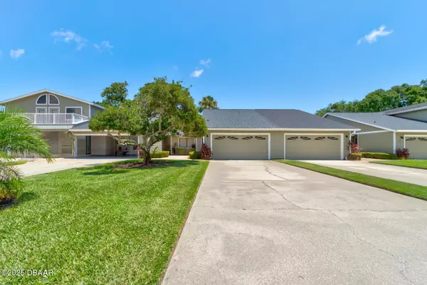Ormond Beach, FL 32174,9 Landings LN