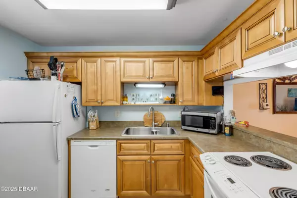 New Smyrna Beach, FL 32169,4151 Atlantic AVE #317