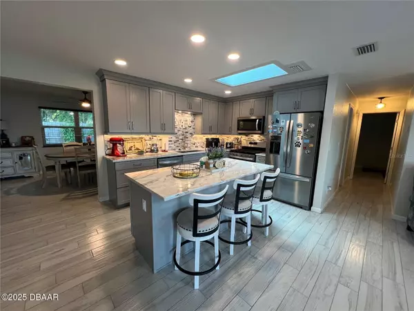South Daytona, FL 32119,744 Baywood LN
