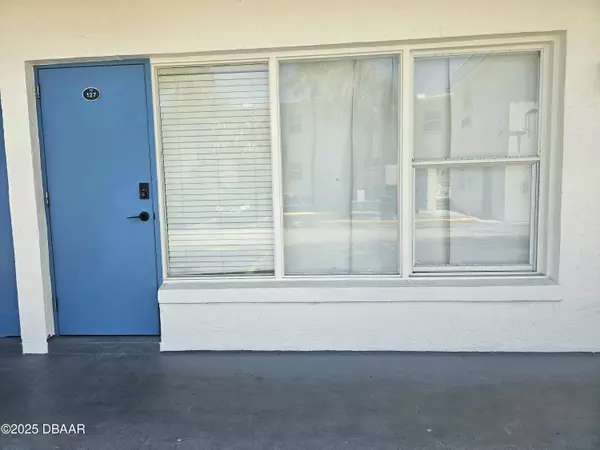 935 Atlantic AVE #127, Daytona Beach, FL 32118
