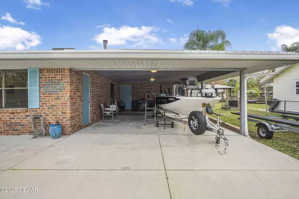 Astor, FL 32102,1511 Riveredge CT