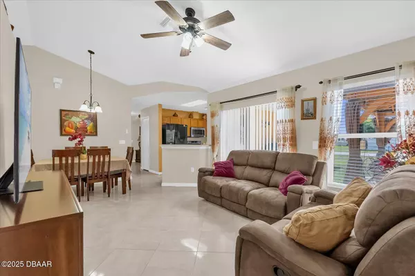 Deltona, FL 32725,1281 Voyager ST