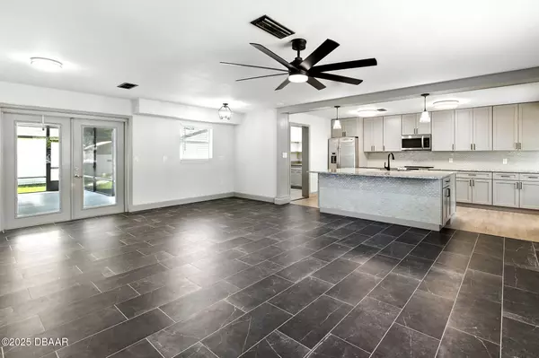 New Smyrna Beach, FL 32168,714 Jane AVE