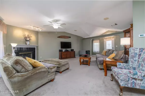 Welaka, FL 32193,111 Penny Acres LN