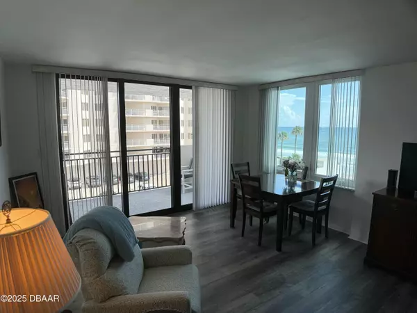 Daytona Beach, FL 32118,2987 Atlantic AVE #406