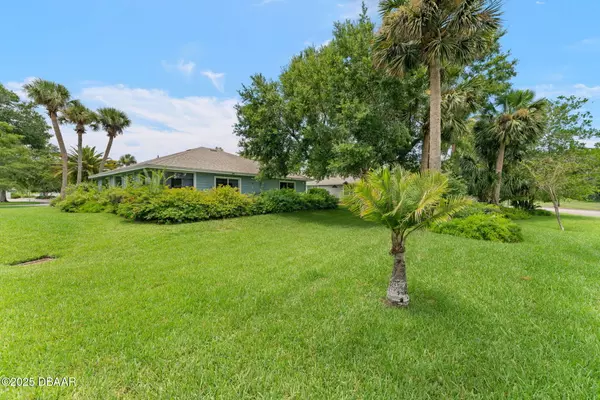 Ormond Beach, FL 32174,21 Jasmine Run