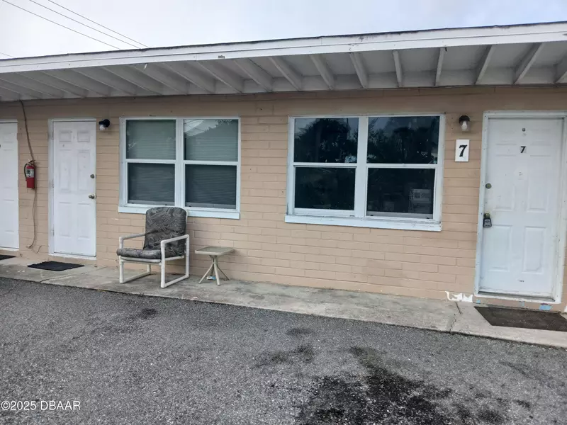 703 Ridgewood AVE #8, Edgewater, FL 32132