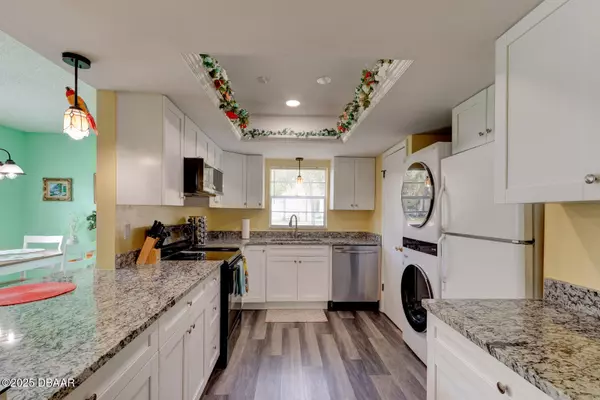 South Daytona, FL 32119,406 Banana Cay DR #D