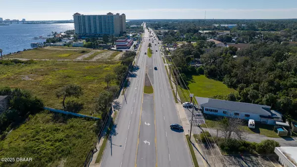 South Daytona, FL 32119,2690 Ridgewood AVE