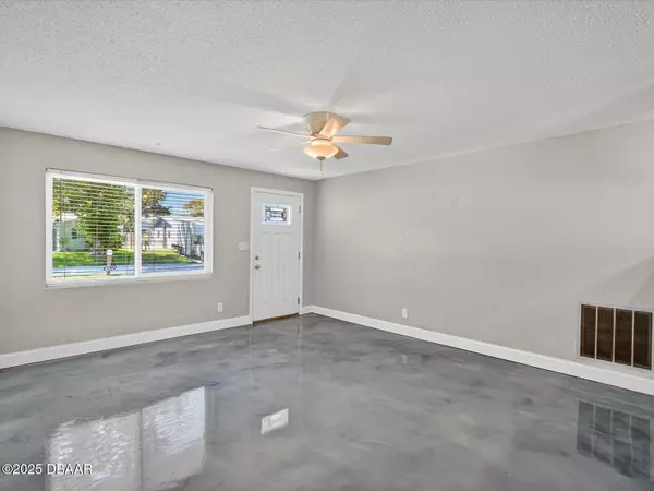 Port Orange, FL 32129,1006 4th ST