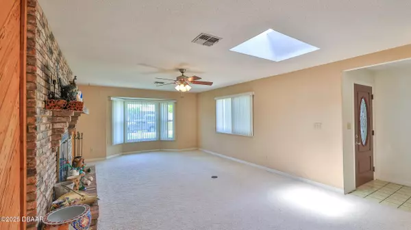 Daytona Beach, FL 32118,3040 Princeton AVE