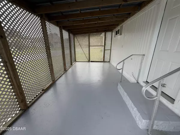 Port Orange, FL 32127,5279 rogers AVE