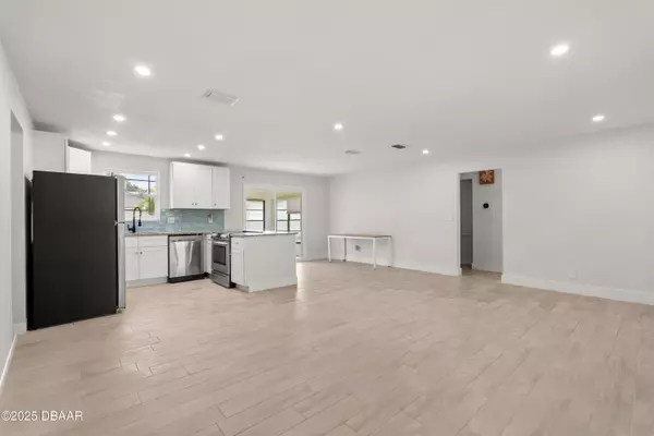 South Daytona, FL 32119,2061 Oriole LN