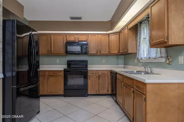Ormond Beach, FL 32174,99 Old Barn TRL