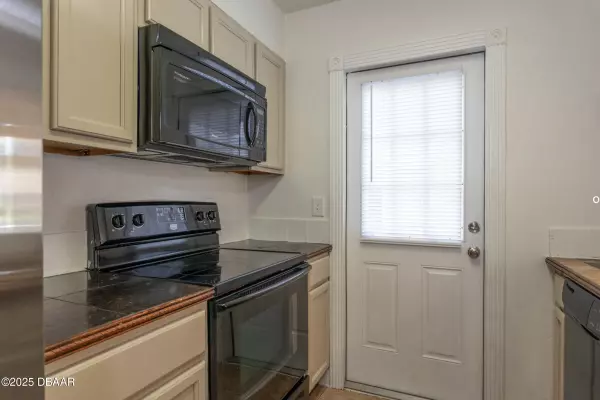 Holly Hill, FL 32117,1560 Hancock LN