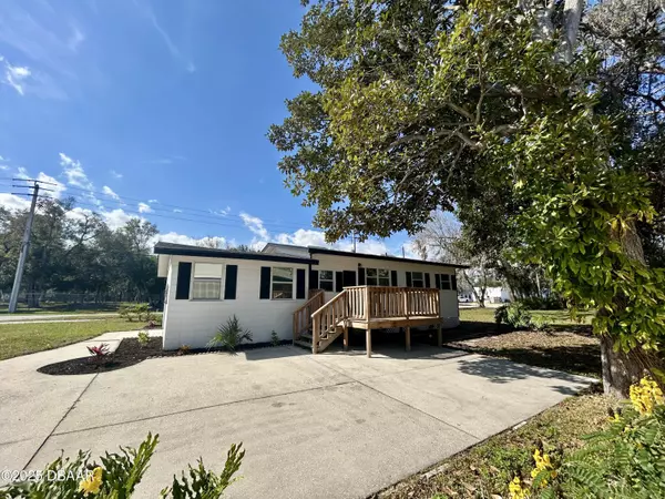 South Daytona, FL 32119,1861 Segrave ST