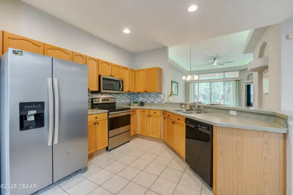 Daytona Beach, FL 32124,121 Sedona CIR