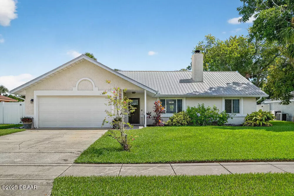 South Daytona, FL 32119,1897 Magnolia AVE