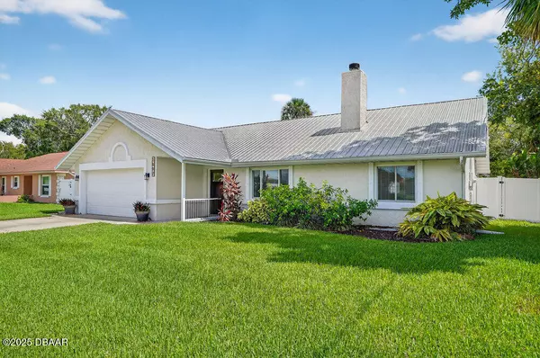 South Daytona, FL 32119,1897 Magnolia AVE