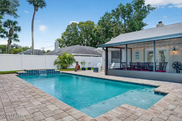 South Daytona, FL 32119,1897 Magnolia AVE