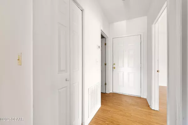 Holly Hill, FL 32117,946 15th ST #201